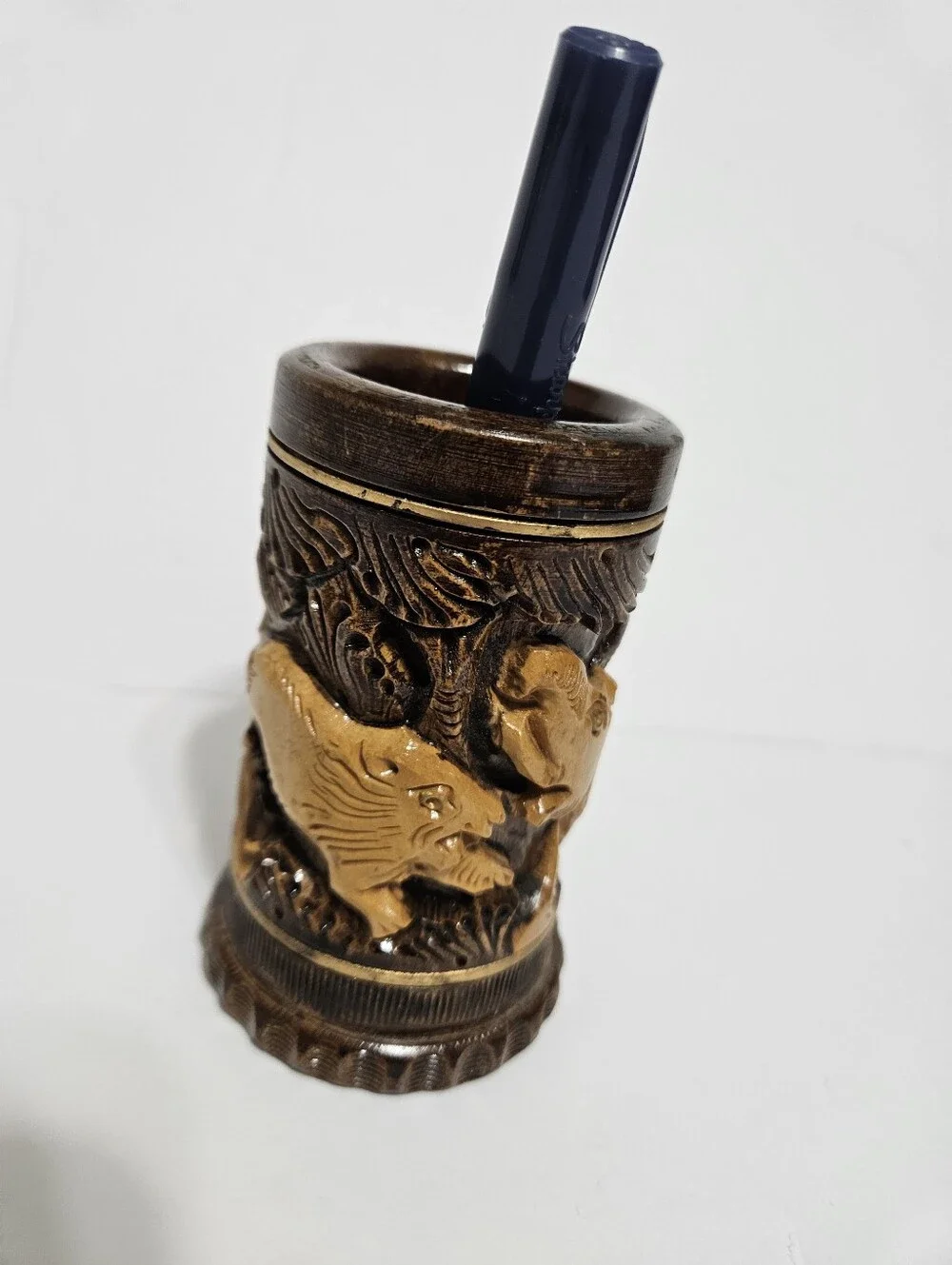 Carved Wood Desktop Pen Holder Cup with Animal Relief Design Great Condition